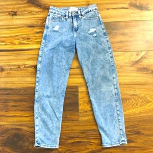 EUC Abercrombie Kids High-Rise Girlfriend Jeans